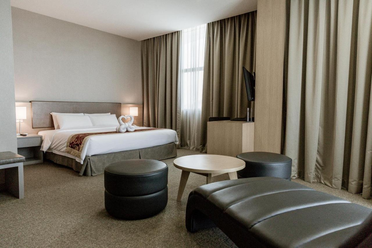 Hotel N°5 Кота Кинабалу Екстериор снимка
