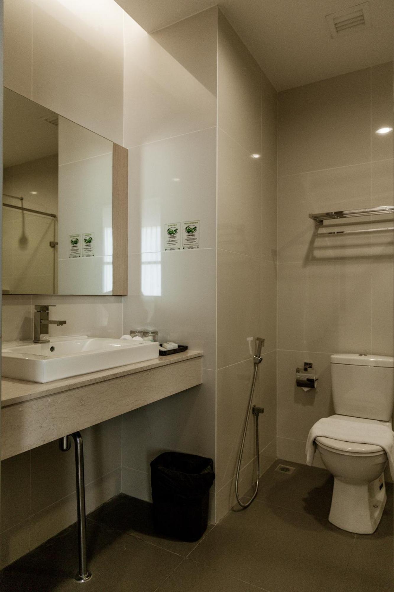 Hotel N°5 Кота Кинабалу Екстериор снимка
