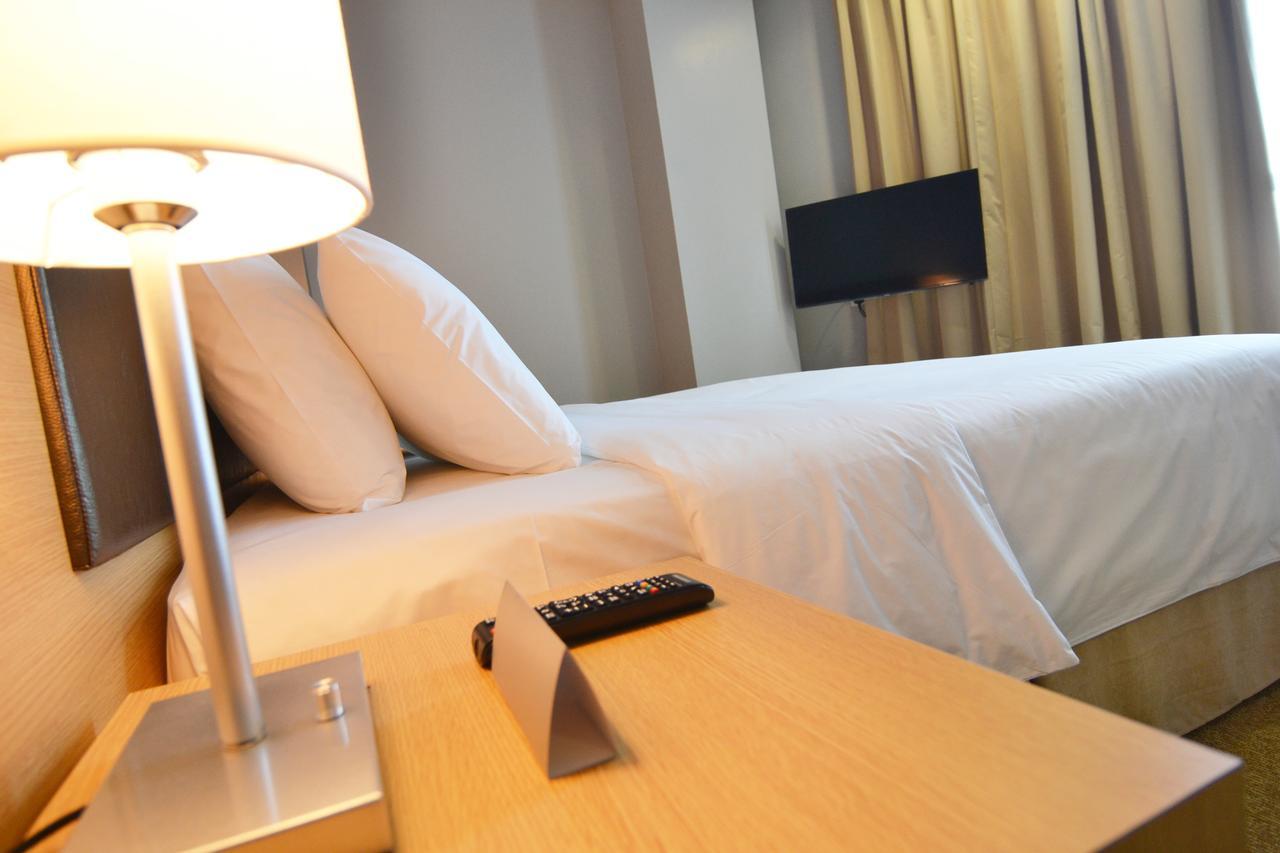 Hotel N°5 Кота Кинабалу Екстериор снимка