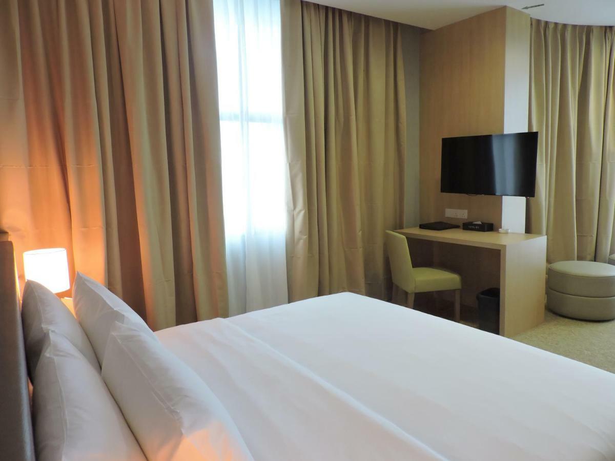 Hotel N°5 Кота Кинабалу Екстериор снимка