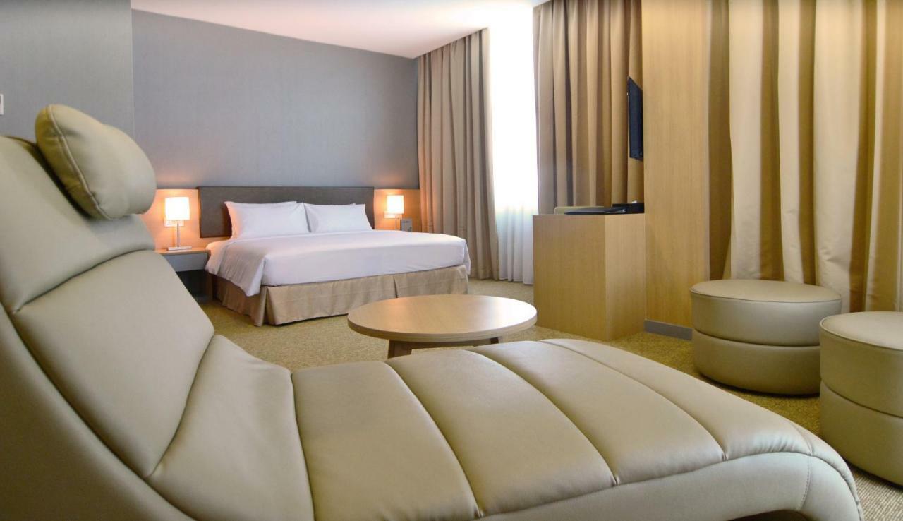 Hotel N°5 Кота Кинабалу Екстериор снимка