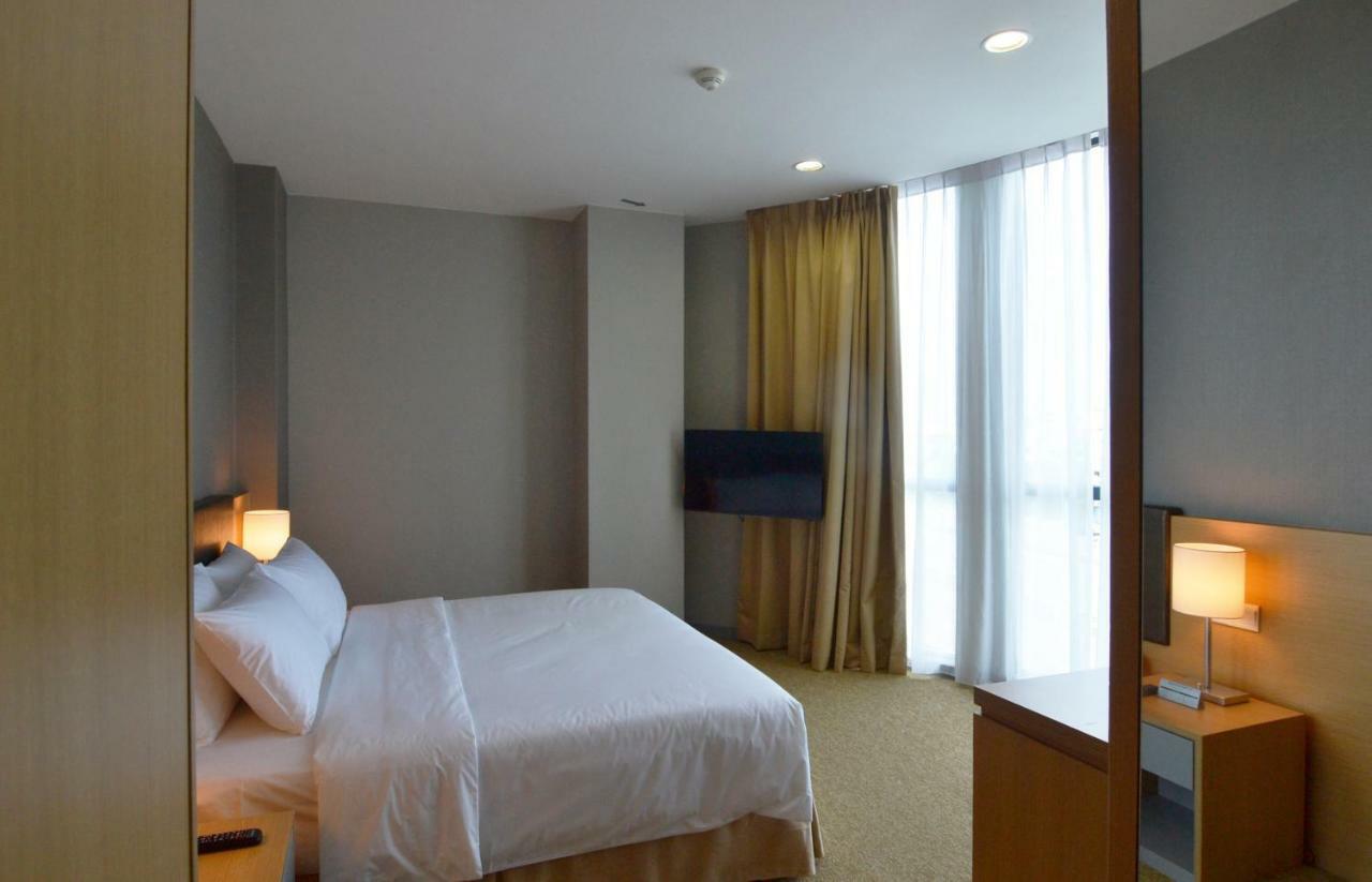 Hotel N°5 Кота Кинабалу Екстериор снимка